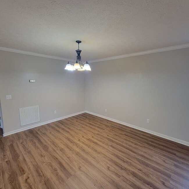 Photo - 3/2 Single Family Home- Cookeville, TN