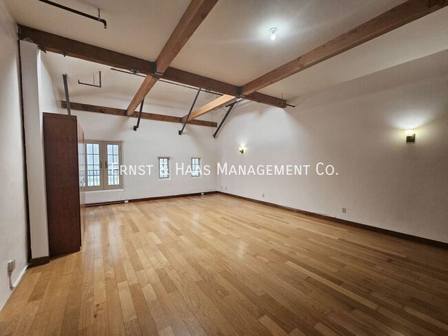 800 S Pacific Ave Unidad 202