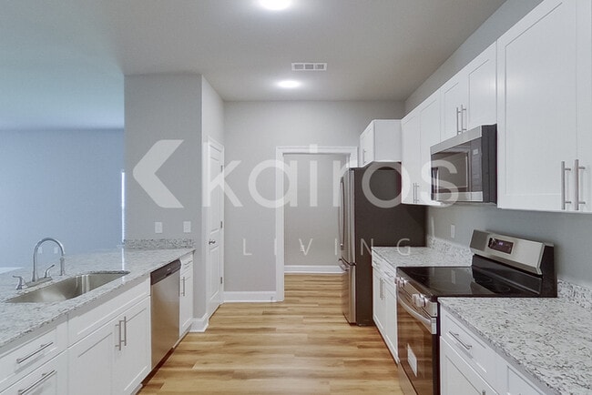 13730 Willowmore Dr