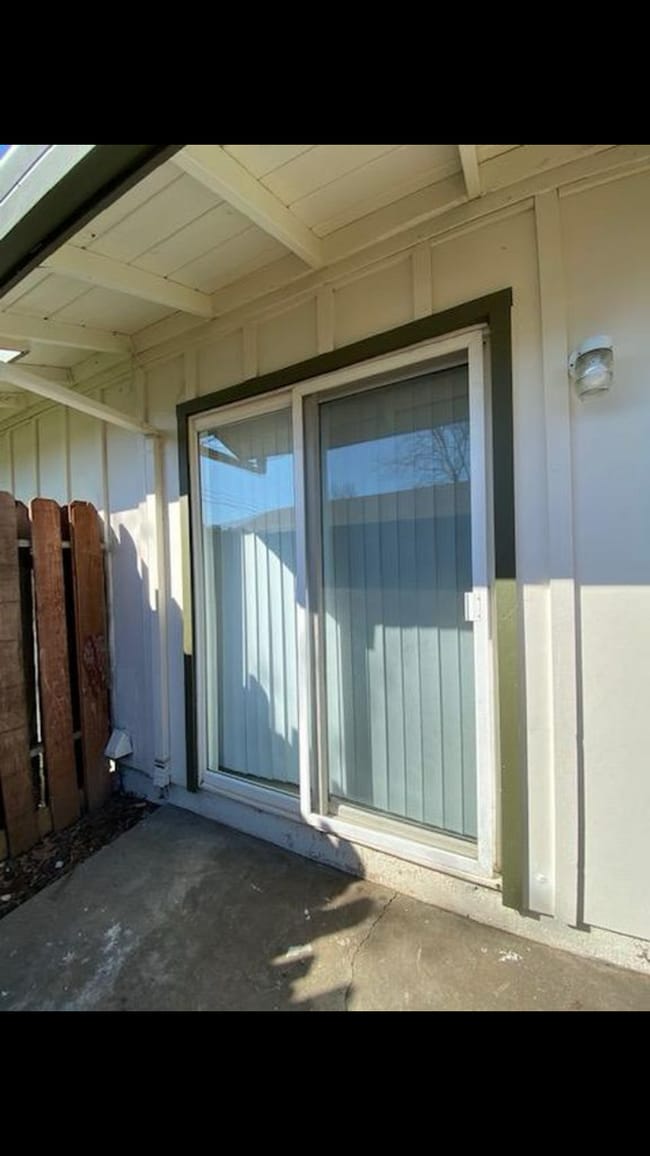 Photo - 10308 S White Rock Rd