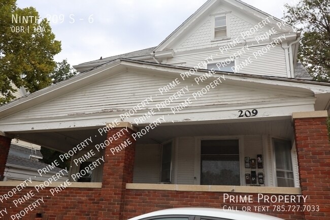 Building Photo - Ninth 209 S-6 Unit 6