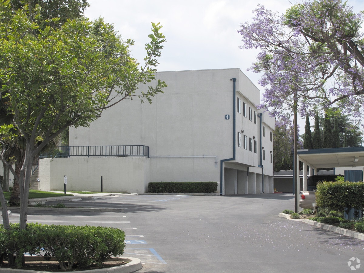 Photo - Mulberry Villas Apartments