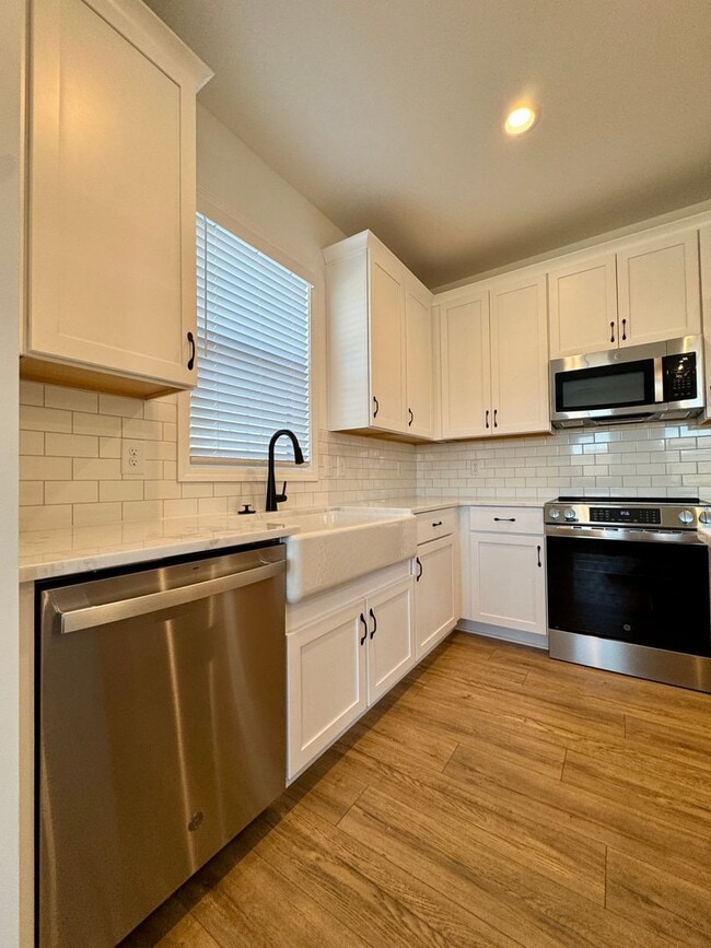 Photo - 2016 Kyles Wy Unit 2016 Kyles Way - C - Bed C