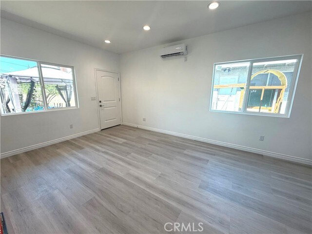 1544 N Hacienda Blvd