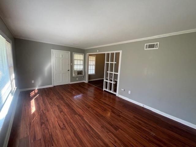 Photo - 802 Waring Rd