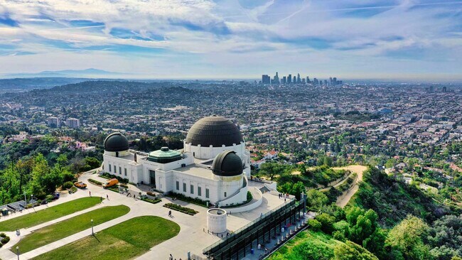 Nearby Griffith Observatory - The Cabrini Manor Apartments