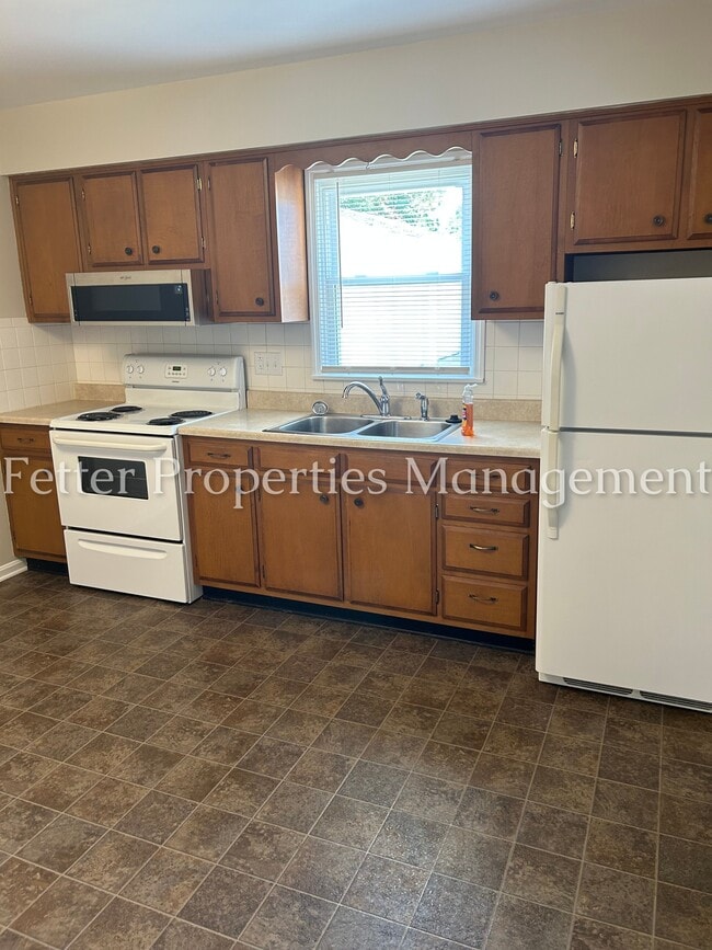 Photo - 4812 Oak Hill Rd Unit B