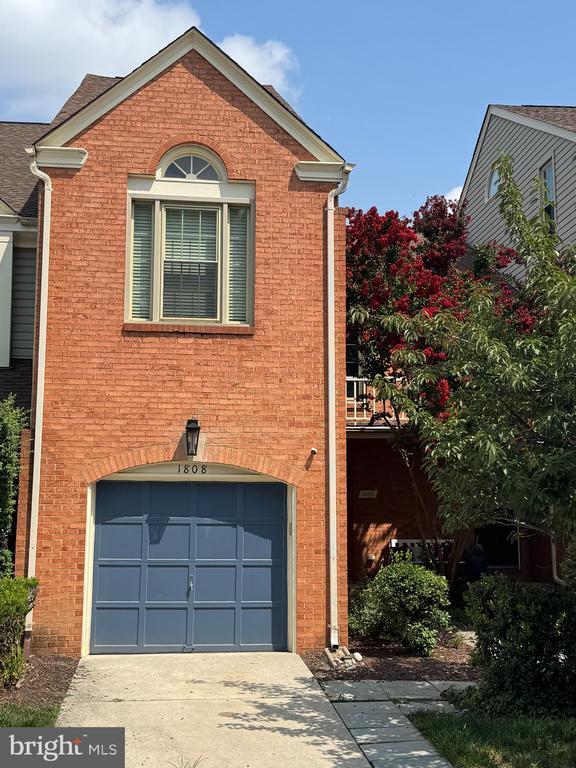 Building Photo - 1808 Duffield Ln