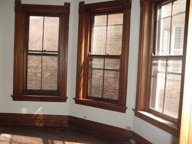 Photo - 3255 Bishop St Unit 3255-02