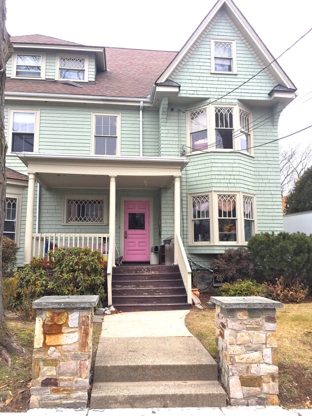 Photo - 25 Bennett St (Boston, MA)