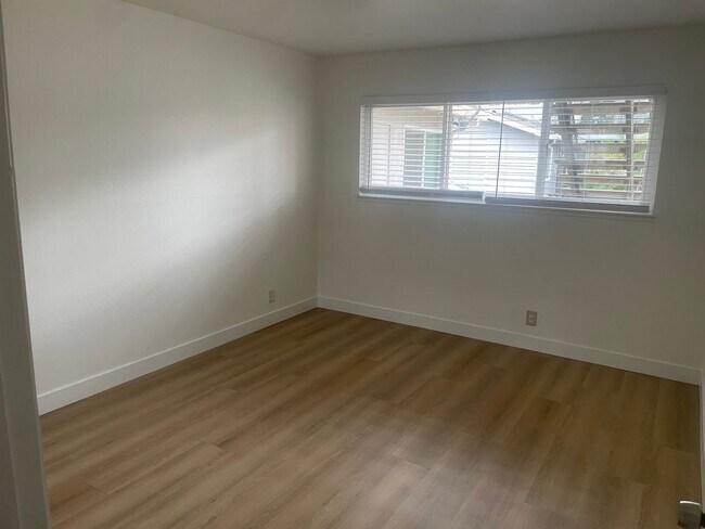 845 Hillsdale Ave Unit 2