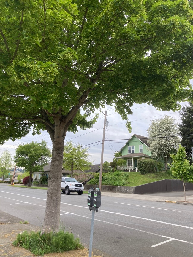 Vista de la calle - 908 4th Ave E