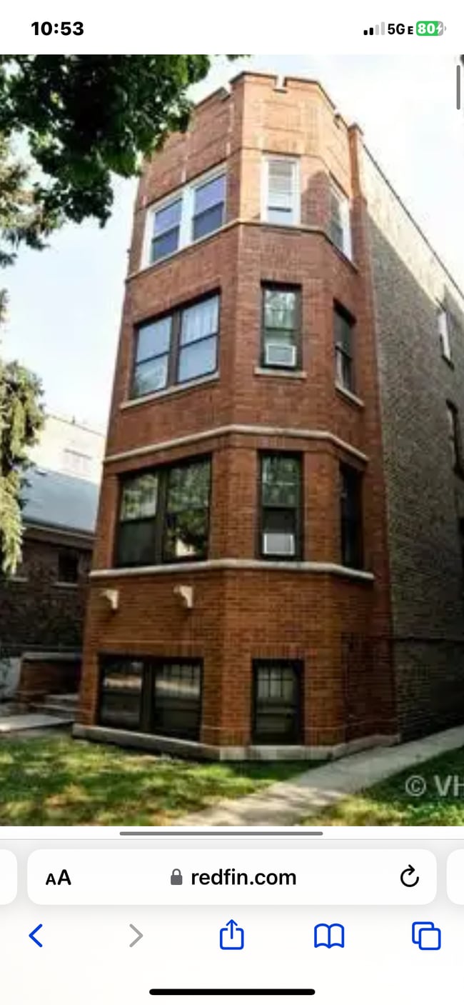 Building Photo - 2213 W Highland Ave Unit Garden