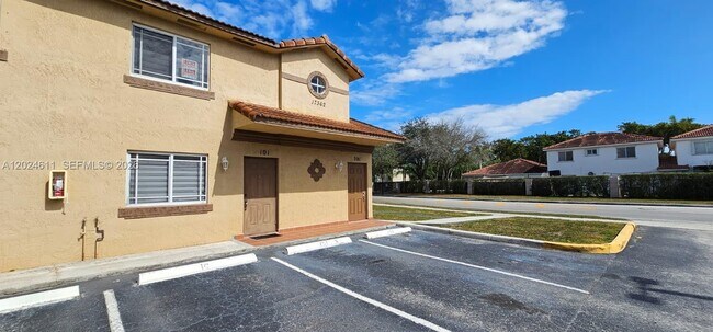 Photo - 17362 NW 74th Ave Unit 201