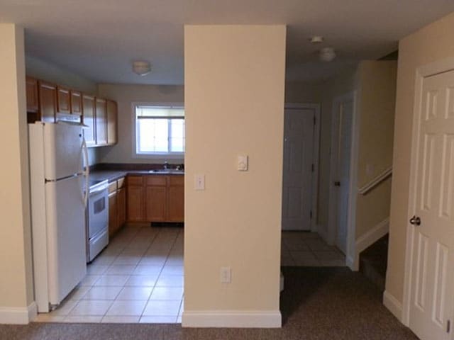 Kitchen-Hallway - Country View Manors