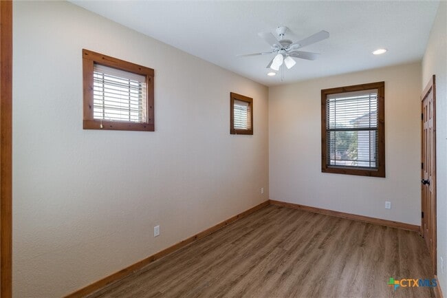 Photo - 1654 Gruene Vineyard Crossing