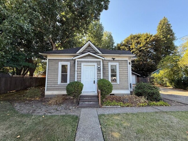 Building Photo - 3069 Pringle Rd SE Rental