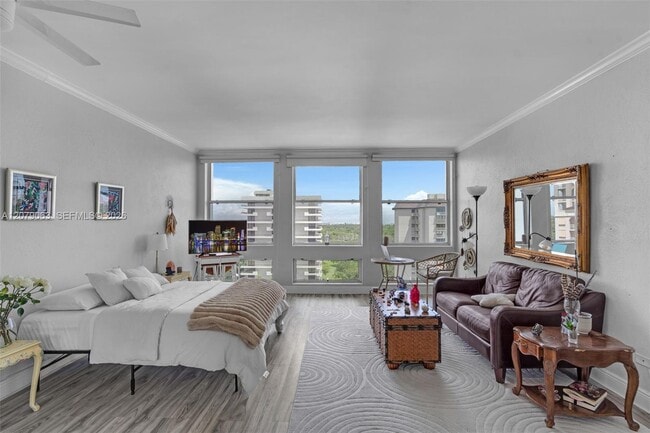 700 Biltmore Way Unit 1017