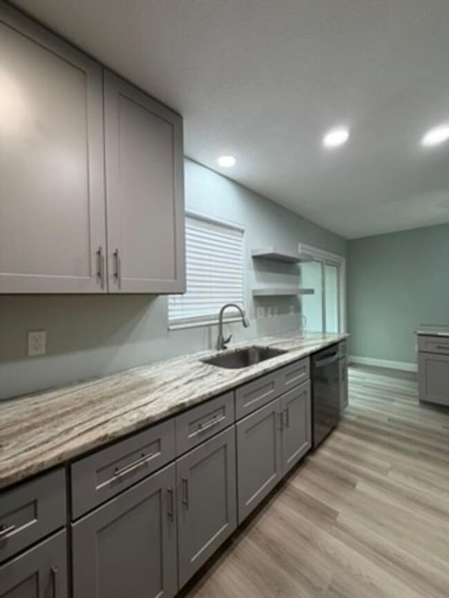 Photo - UNFURNISHED, UPDATED 3B/1.5B Home in the Heart of Ft. Walton Beach