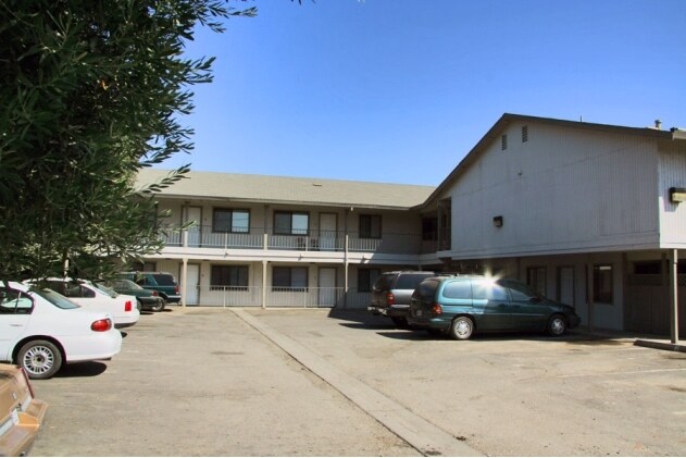 Photo - 16816 Antelope St