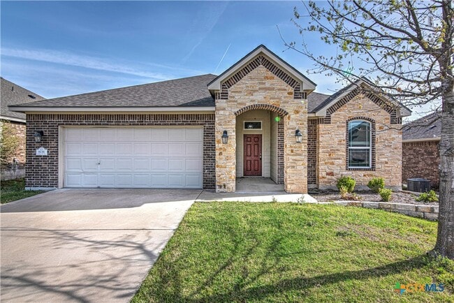 Building Photo - 808 Wyndham Hill Pkwy