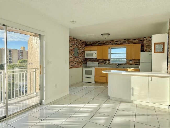 Photo - 4713 NW 7th St Unit 405-1