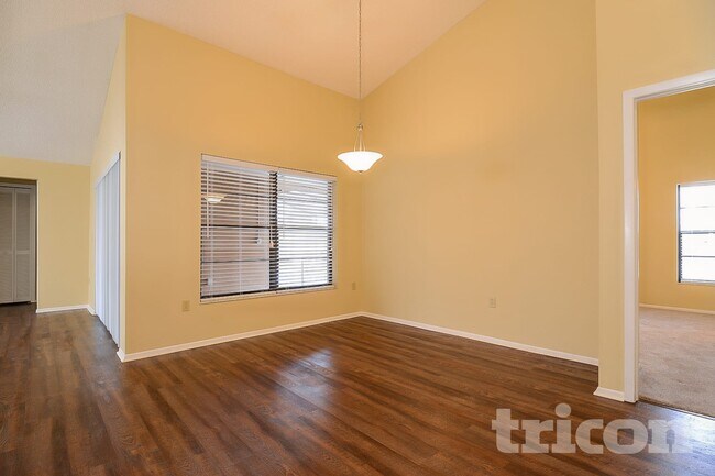 Photo - 3699 Chatham Dr