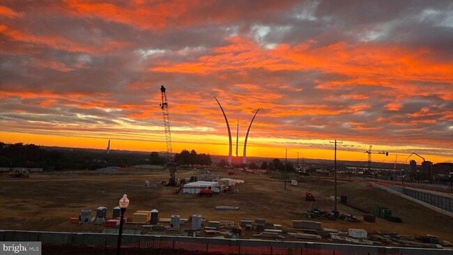 Photo - 911 S Oak St