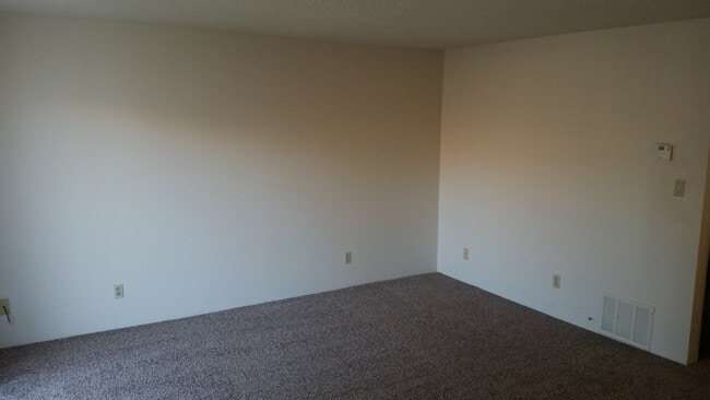 Photo - Cozy One Bedroom Carson Park Condo!