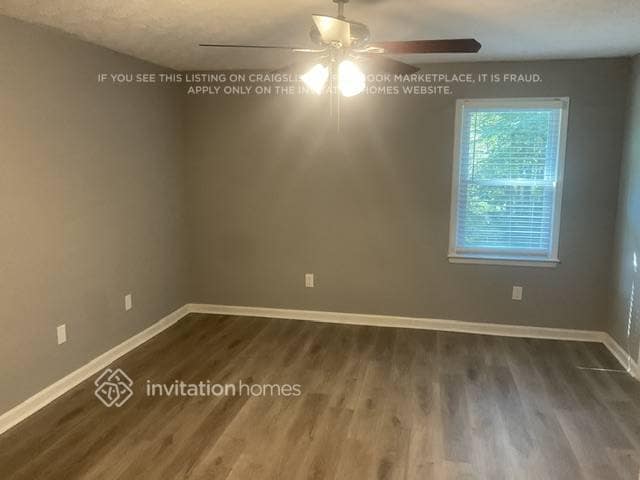 Photo - 155 Melton Way