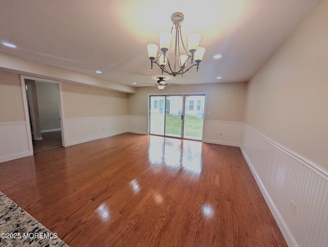 Photo - 177 Tulip Ln