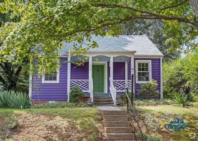 Building Photo - ADORABLE BUNGALOW NEAR MAYMONT AND JAMES R... Rental
