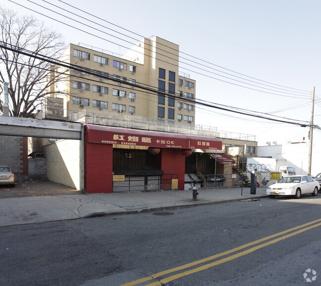 Primary Photo - Flushing Tower Condo