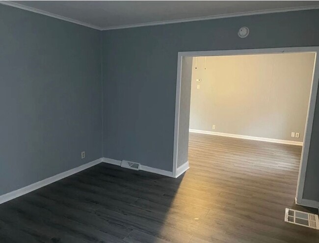 Photo - 2257 S 10th St