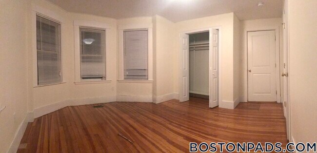 Photo - 24 Lexington Terrace Unit 1