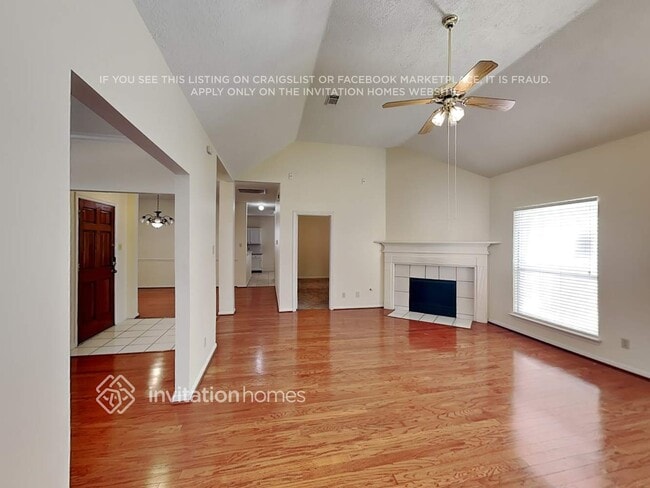 Photo - 16023 Mountain Shadows Dr