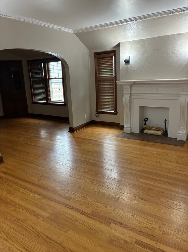 Living Room - 3164 N 55th St Unit Upper