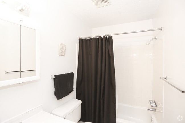 Tub/ Shower