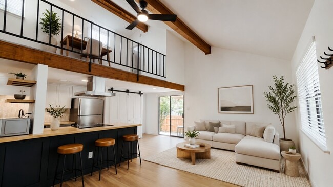 Photo - 7004 Oak Meadow Cir Unit B