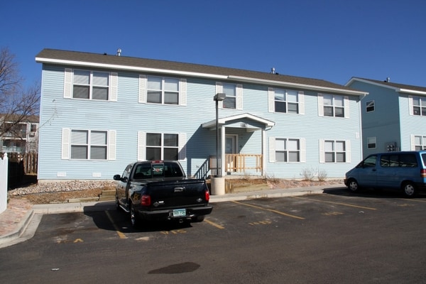 Primary Photo - 1104 Mazatlan Cir