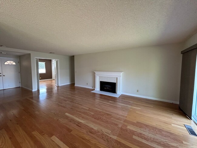 Photo - Welcome to this charming 3-bedroom, 2-bath home located in a desirable Oakmont 55+ adult community