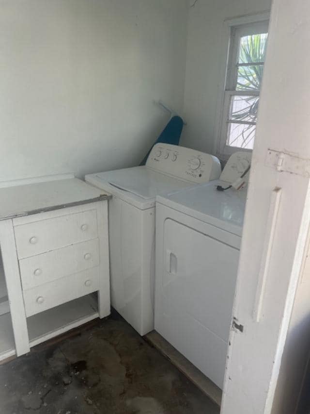 Photo - 2575 S Barrington Ave