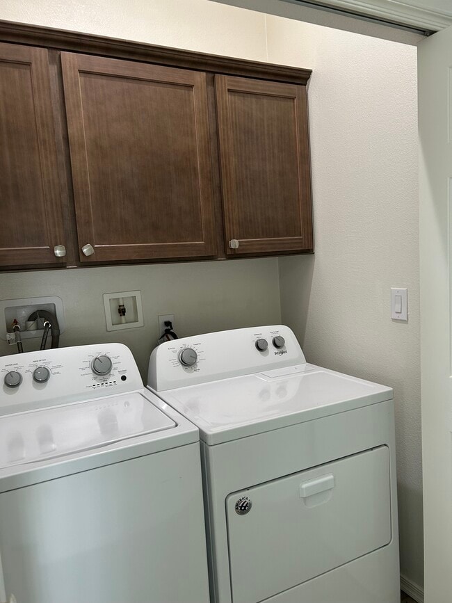 #70 washer & dryer