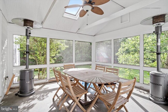 Photo - 127 Westerly Rd