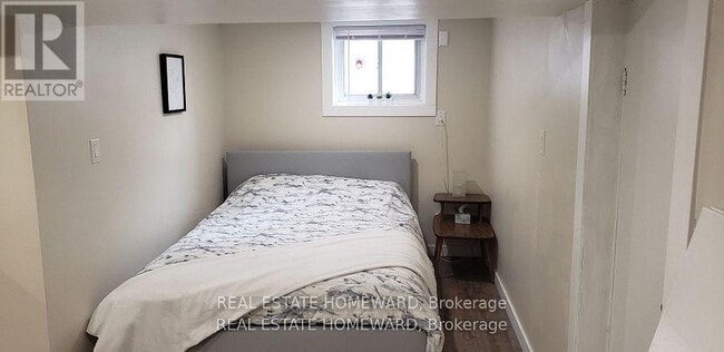 Photo - 50 Mould Ave