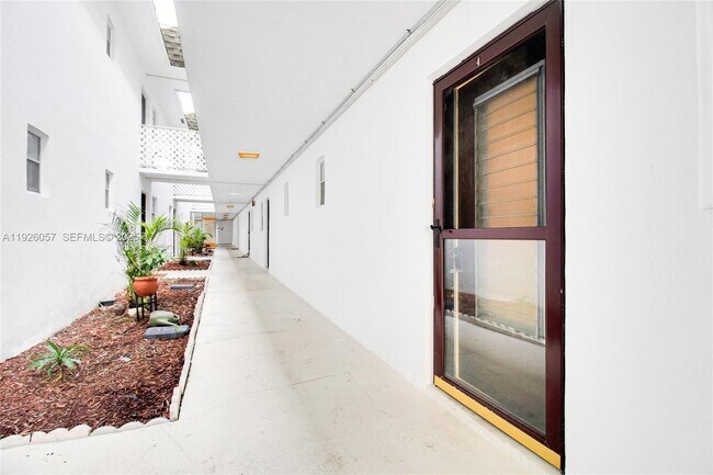 Photo - 6505 Winfield Blvd Unit B-4