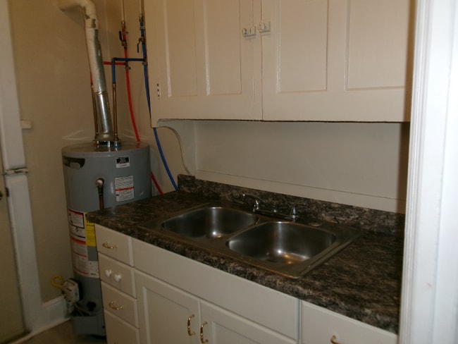 Photo - 240 W King St Unit Apt 3