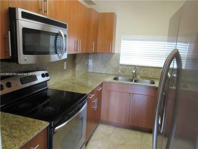 Building Photo - 11 Antilla Ave Unit B