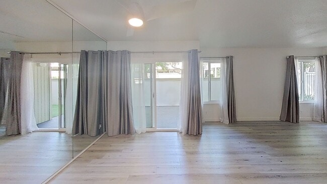 3/Bedroom Townhouse In Woodland Hills! - 3/Bedroom Townhouse In Woodland Hills!