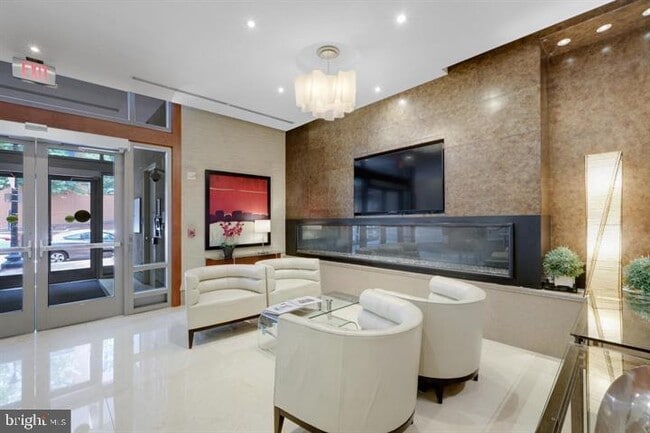 Photo - 811 4th St NW Unidad 1215